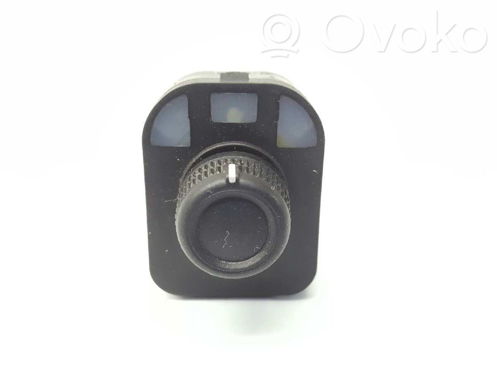 Audi A4 Allroad Wing mirror switch 