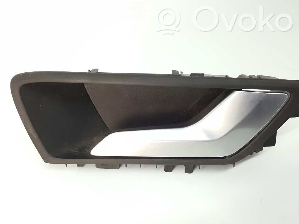 Ford Focus Front door interior handle 