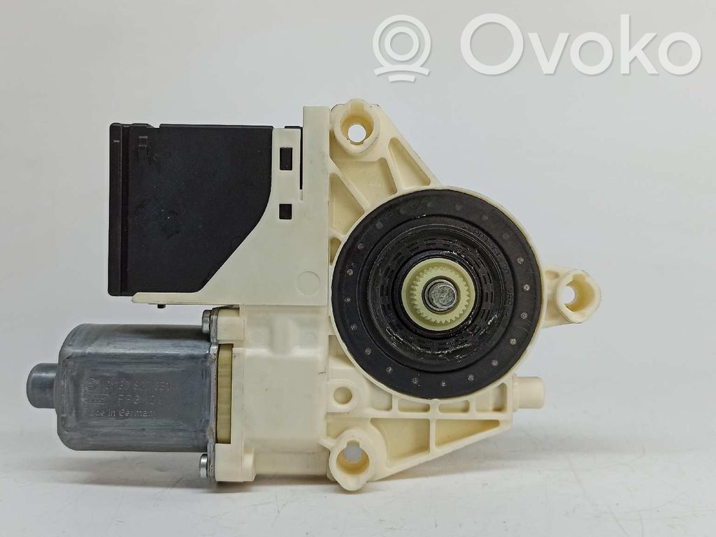 Renault Megane III Motorino alzacristalli della portiera posteriore