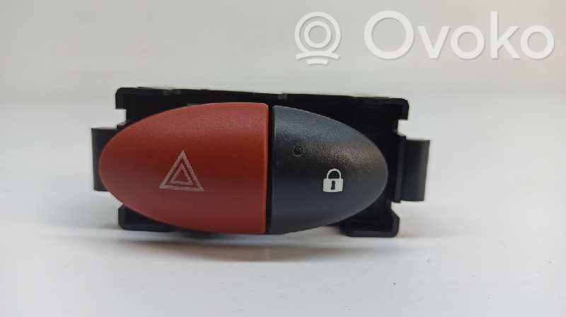 Renault Twingo II Botón interruptor de luz de peligro 