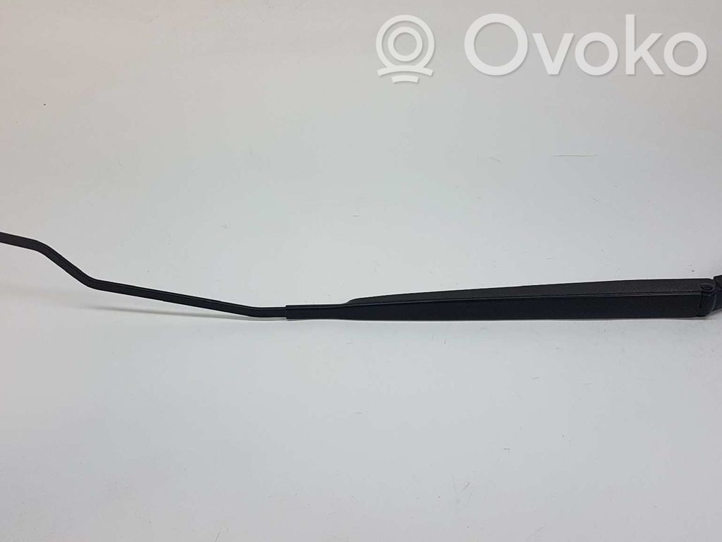 Citroen C3 Front wiper blade arm 