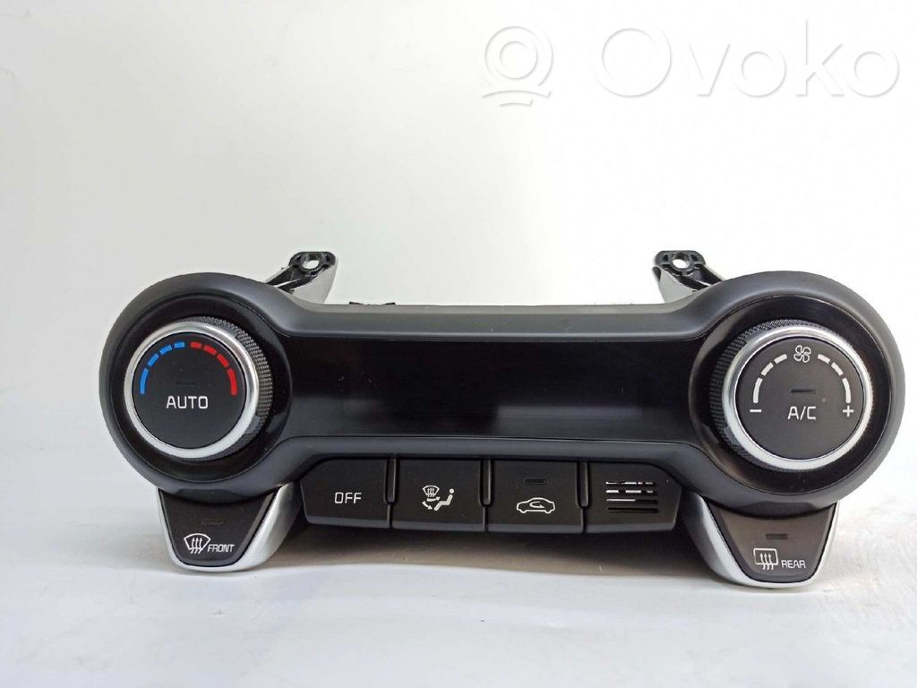 KIA Stonic Climate control unit 