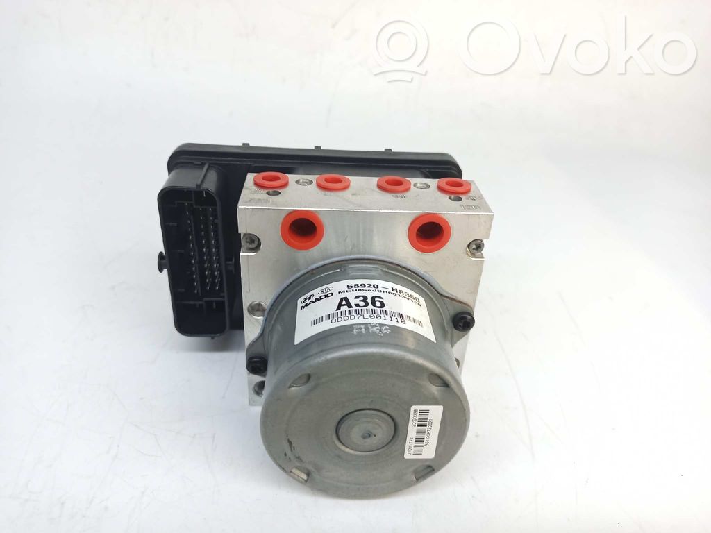 KIA Stonic Блок ABS 