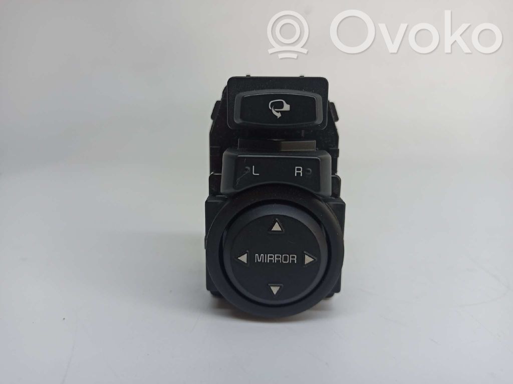 KIA Stonic Wing mirror switch 