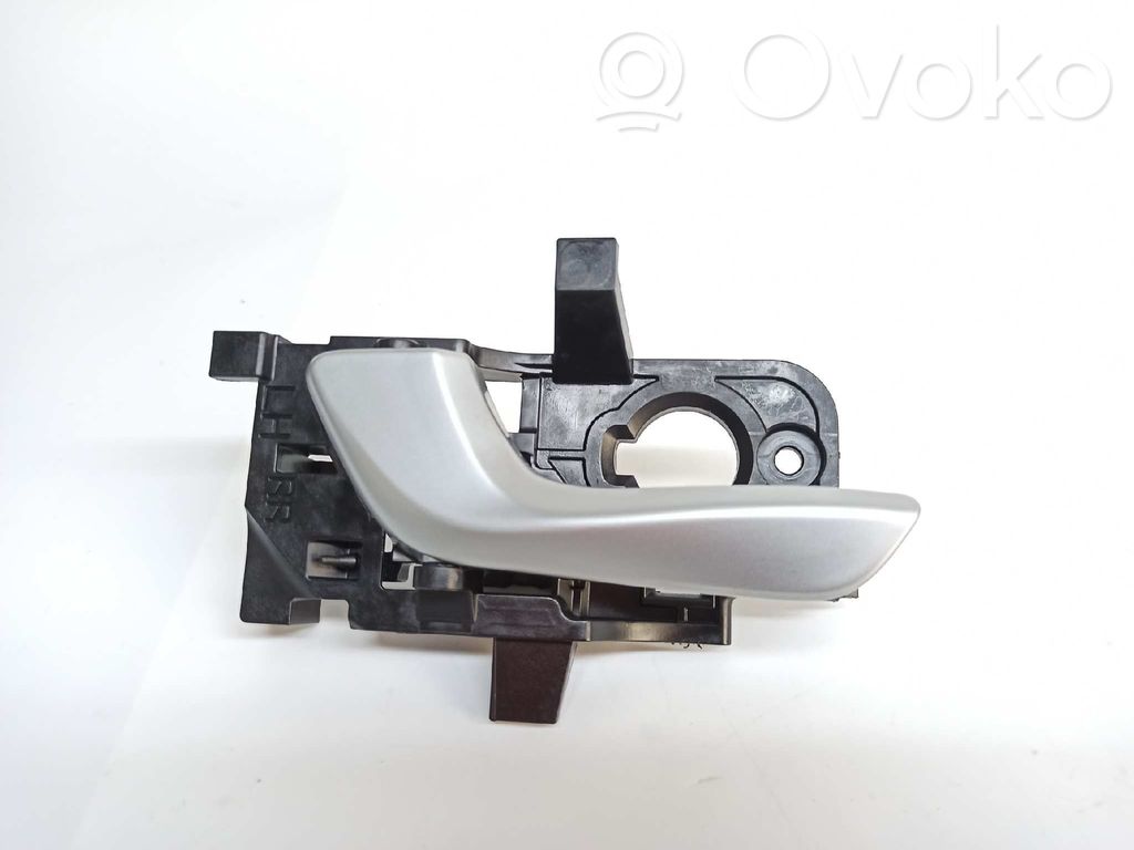 KIA Stonic Manecilla interna puerta trasera 