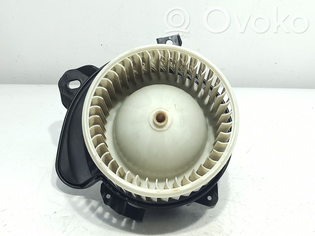 Mazā radiatora ventilators   13335075