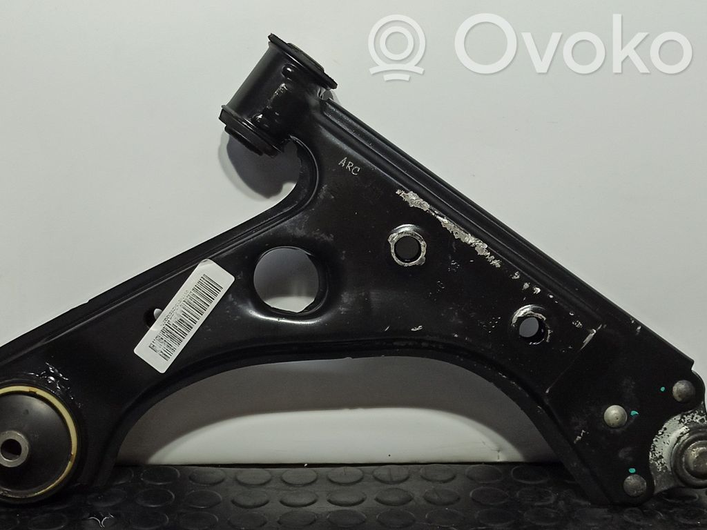 Front control arm   13426552