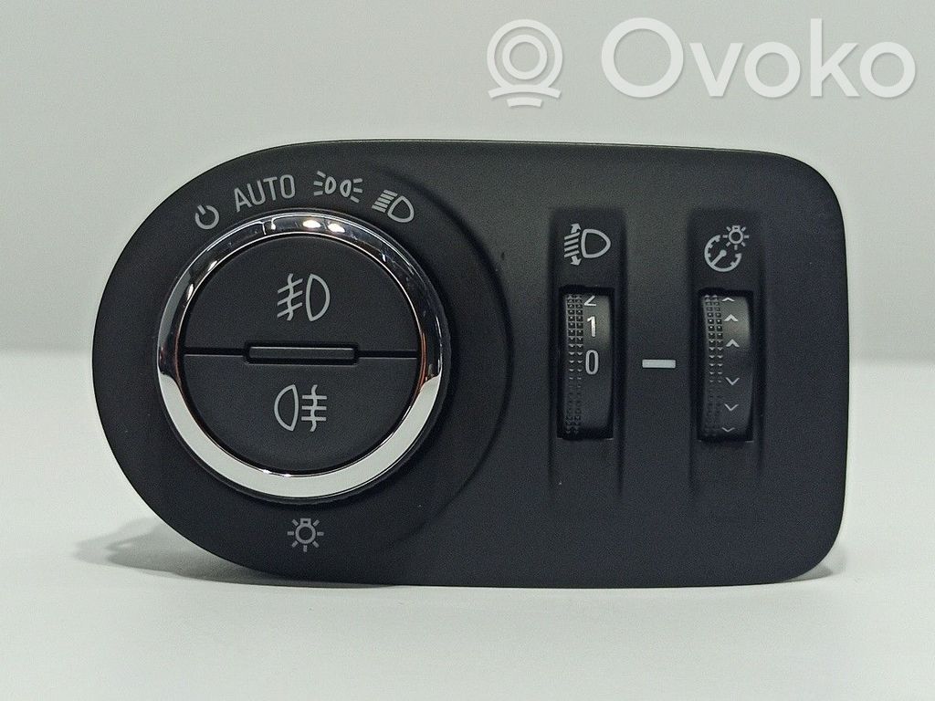 Opel Corsa E Interruptor de control del panel de luces 