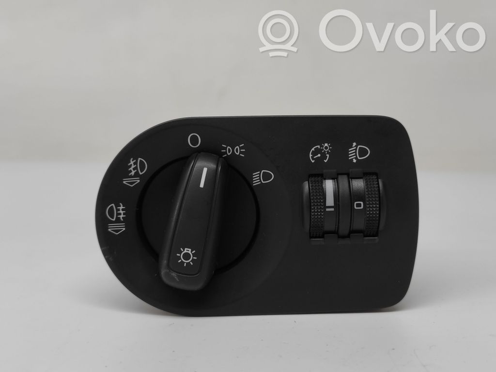 Audi A1 Panel lighting control switch 