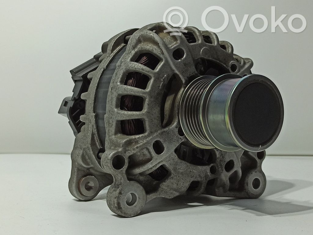 Alternador   04E903021M,04E903015A,04E903015H