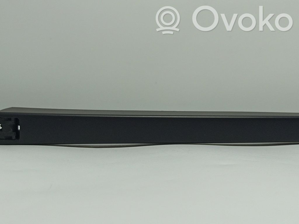 Skoda Fabia Mk3 (NJ) Ramię wycieraczki szyby tylnej 