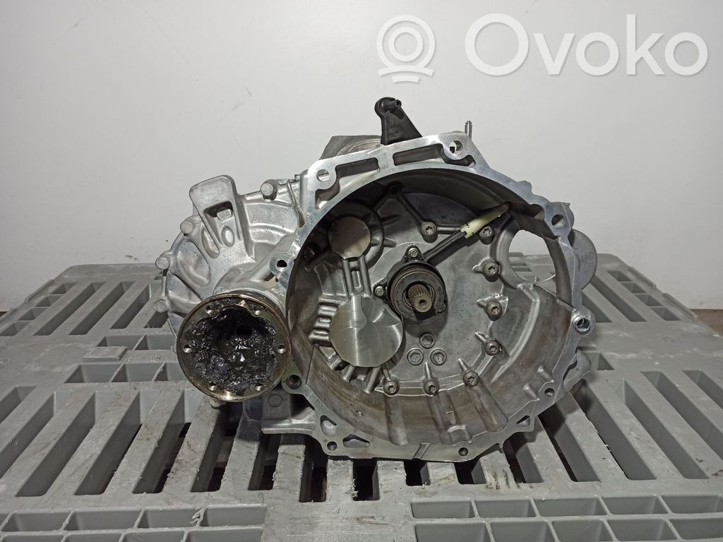 Seat Leon IV Mechaninė 5 pavarų dėžė 