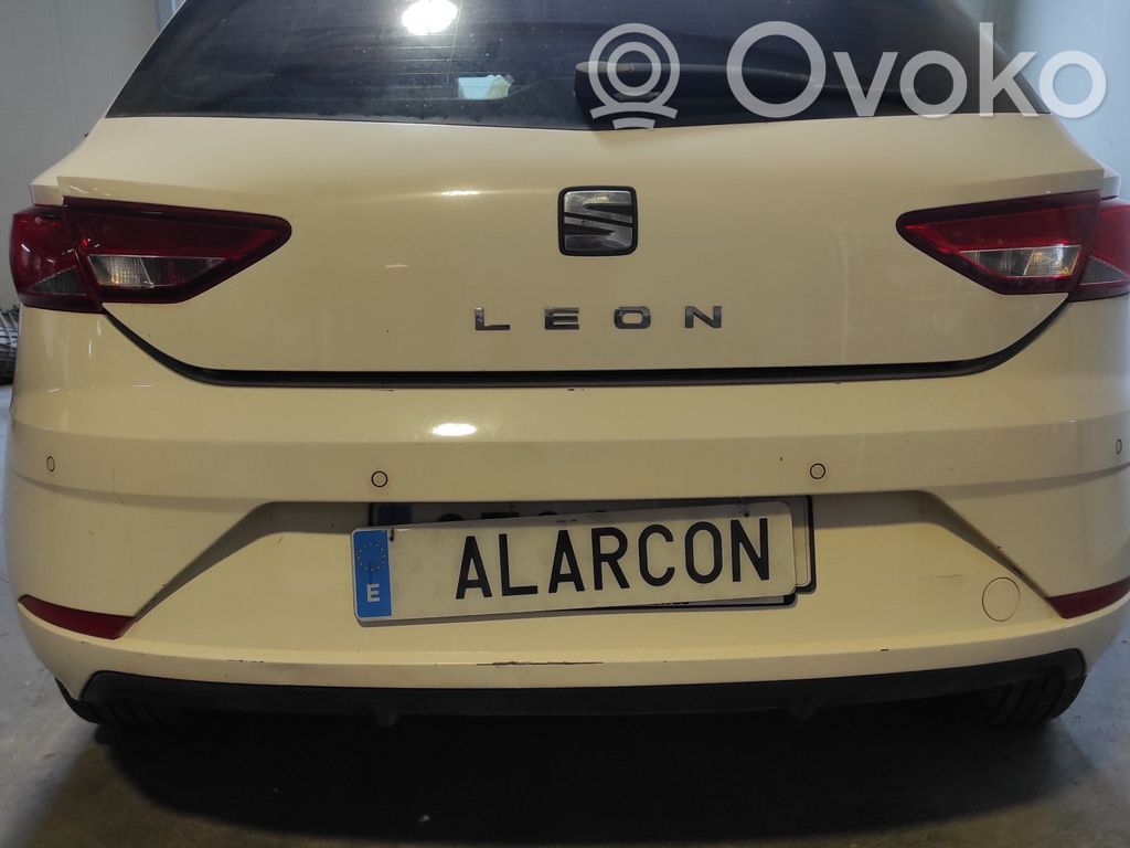 Seat Leon (5F) Bamperis 