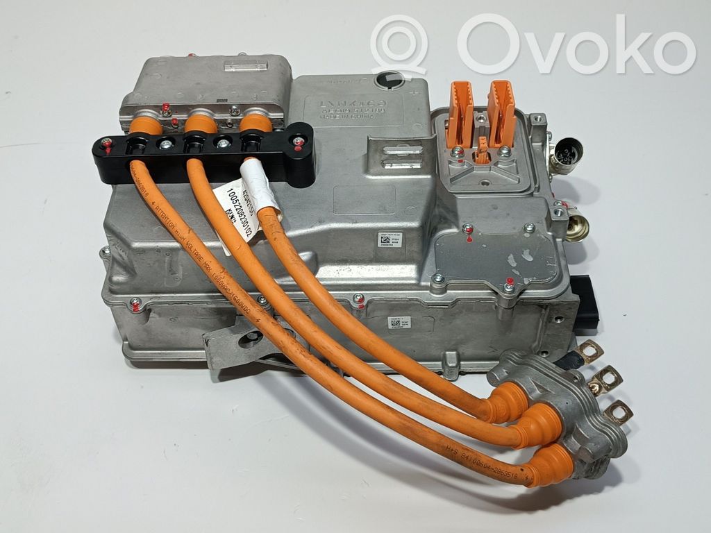 Lynk & co 01 Inversor/convertidor de voltaje 