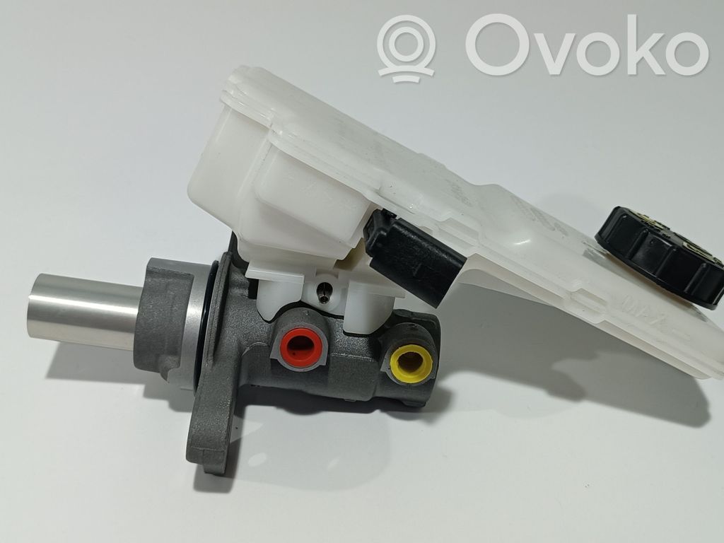 Lynk & co 01 Bomba de freno 
