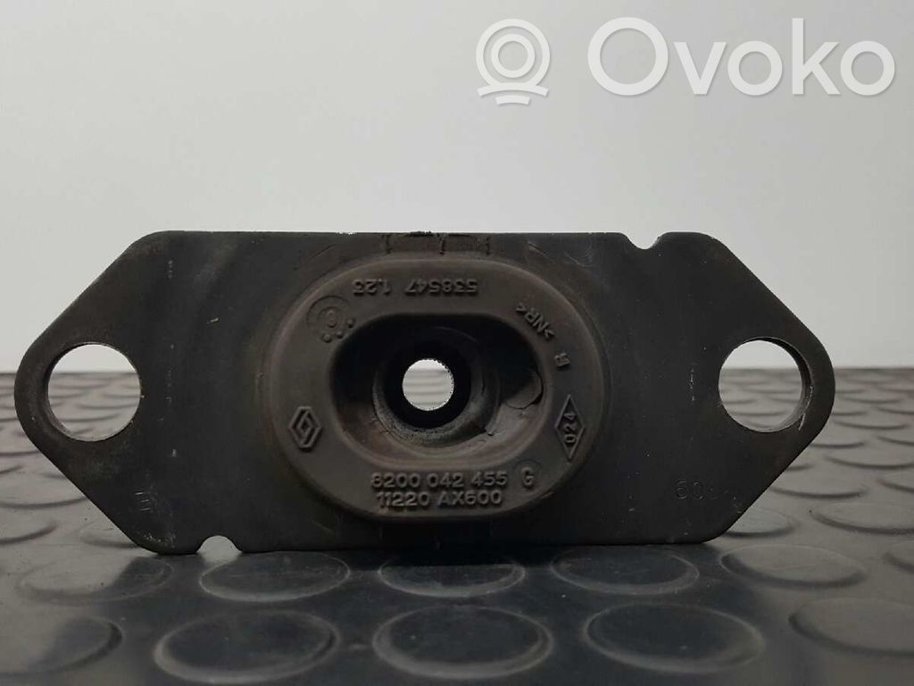 Nissan Micra Engine mount bracket 