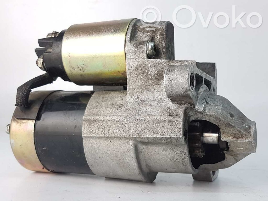 Nissan Kubistar Cita veida ārēja detaļa 