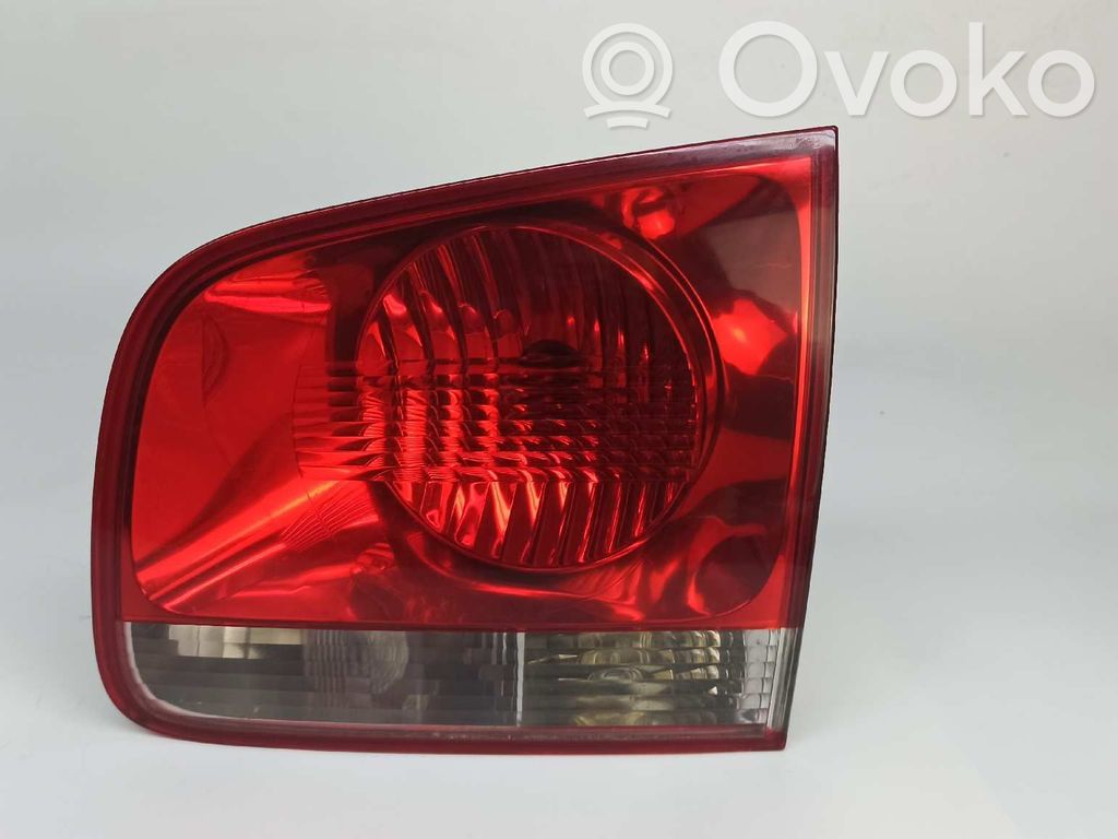 Volkswagen Touareg I Lampa tylna 