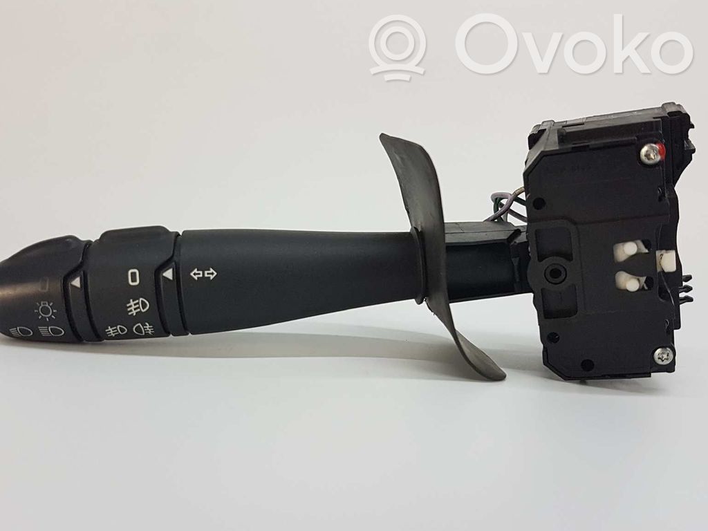 Interruptor de control del panel de luces   7701064226