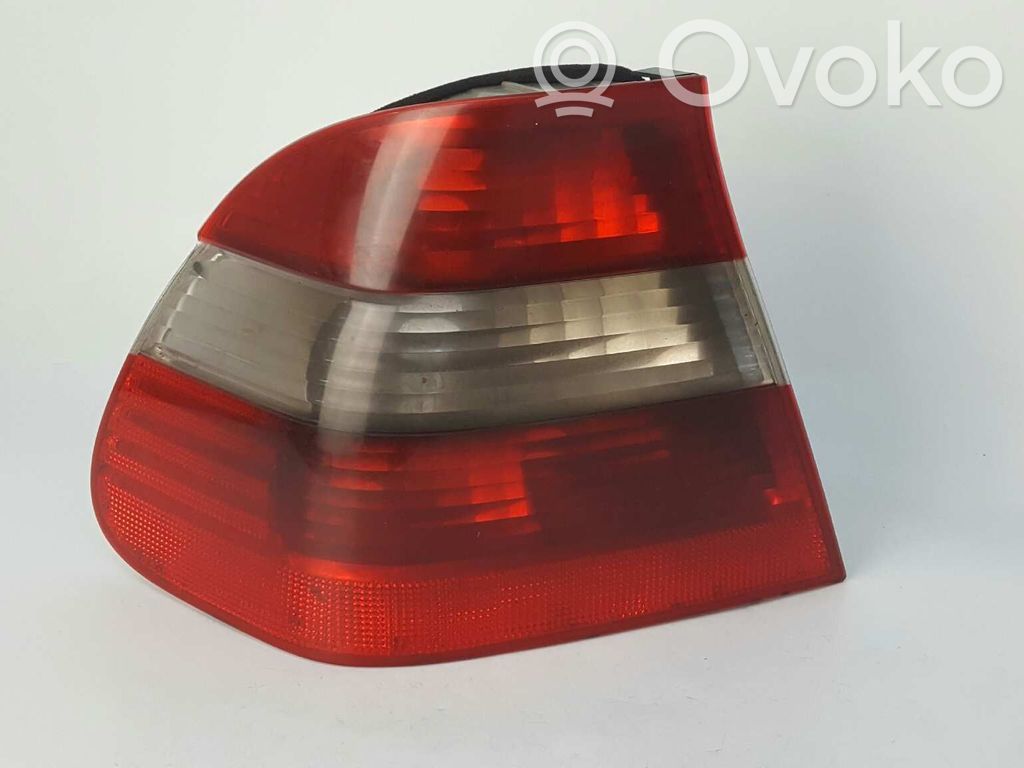 BMW 3 E46 Aizmugurējais lukturis virsbūvē 