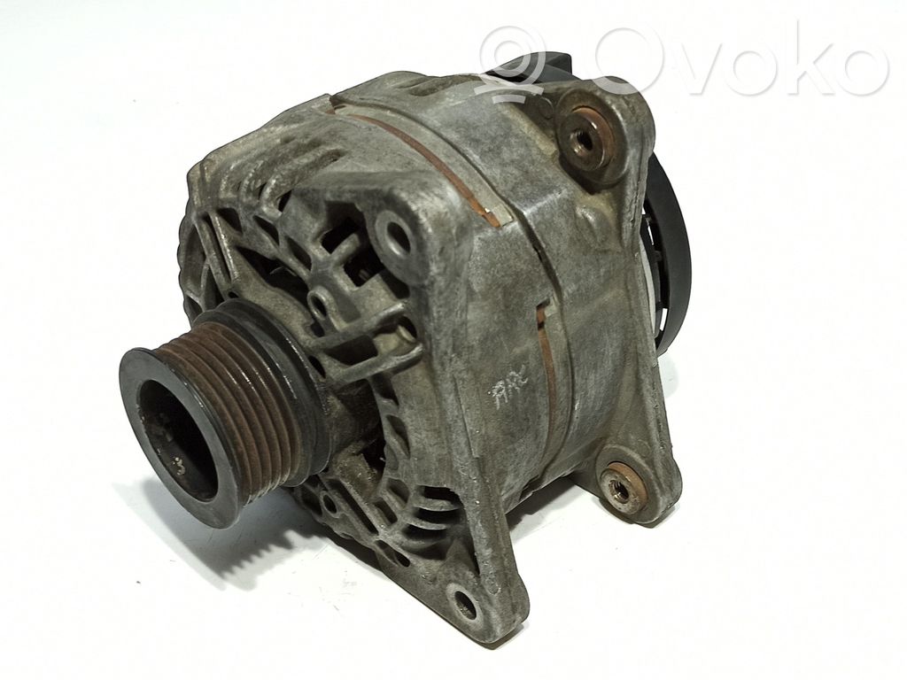 Renault Clio II Ģenerators 