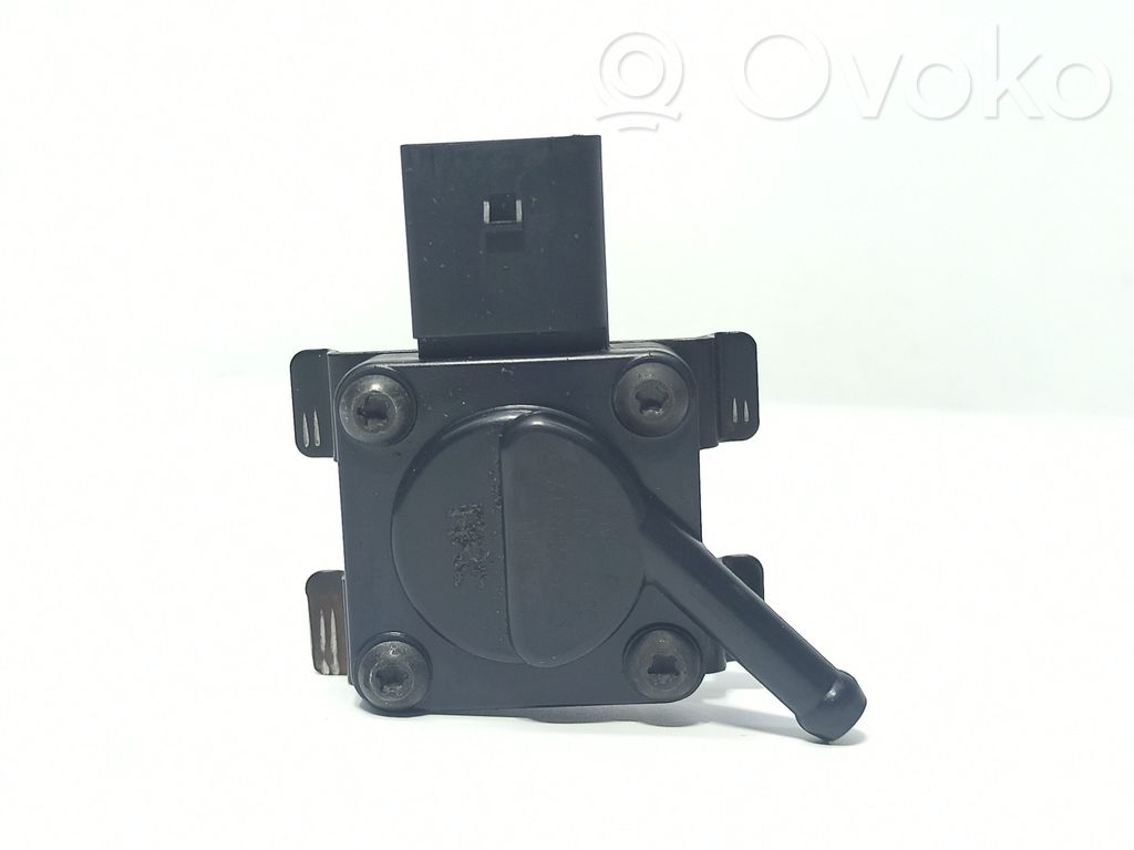 Sensor de presión del aceite   778921903,13627789219