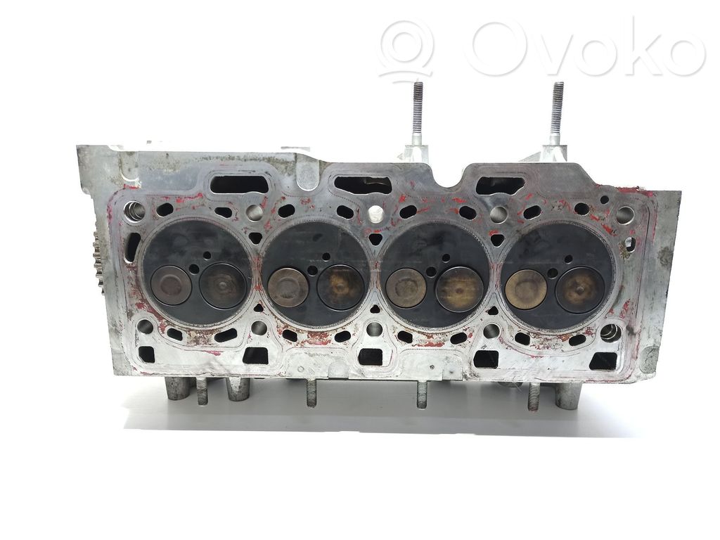 Infiniti Q30 Engine head 