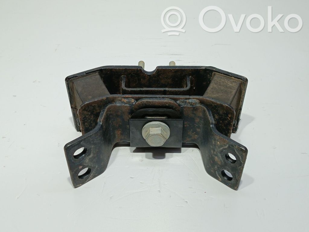 Engine mount bracket   2675660,MB3G6D091DC,MB3G6D091DC
