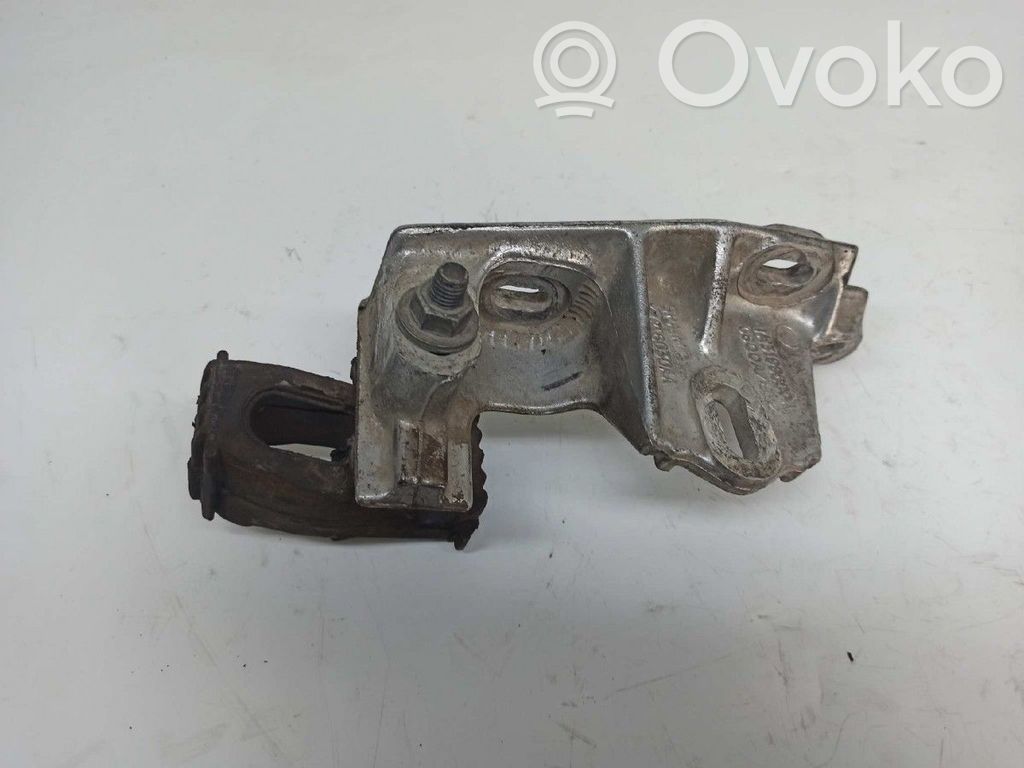 Seat Alhambra (Mk1) Engine mount bracket 