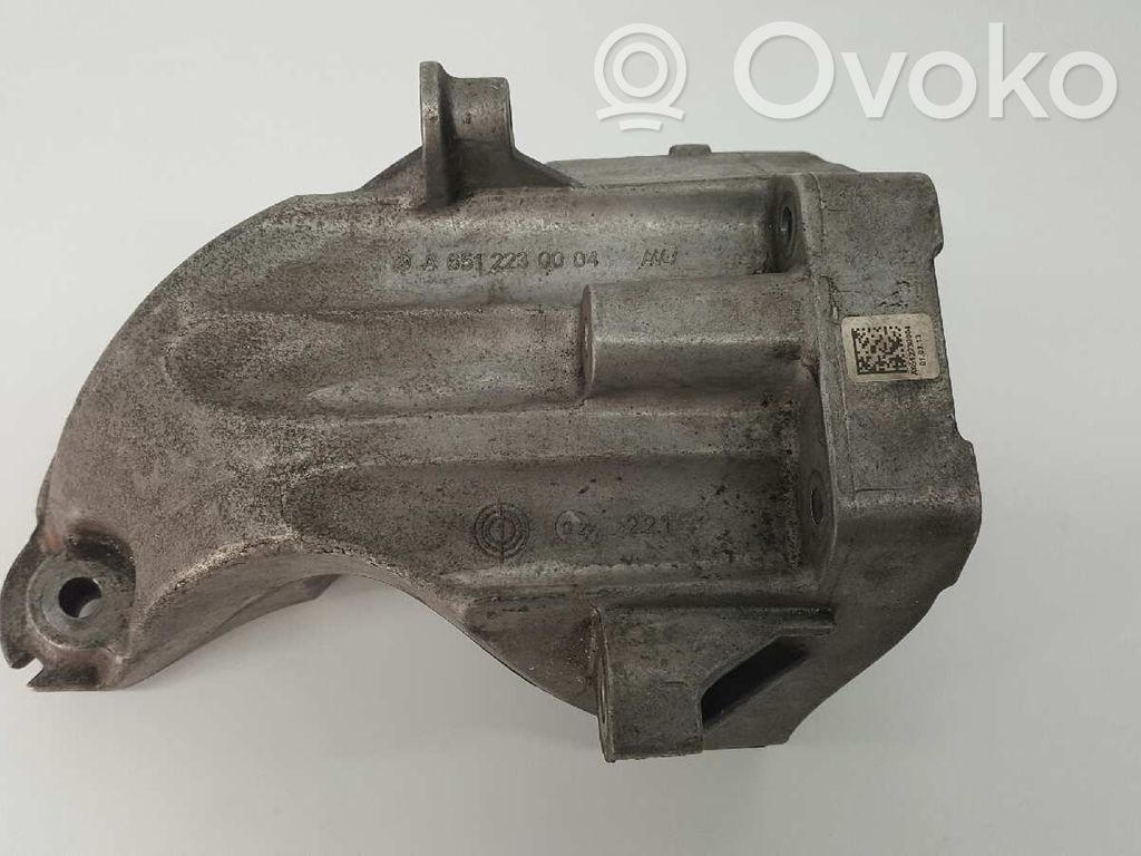 Mercedes-Benz E W212 Supporto di montaggio del motore