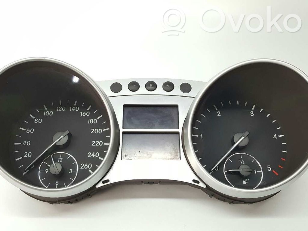 Mercedes-Benz ML W164 Compteur de vitesse tableau de bord 