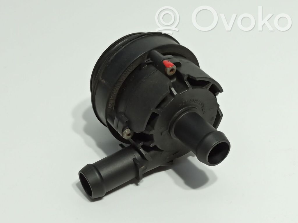 Mercedes-Benz B W246 W242 Bomba de agua