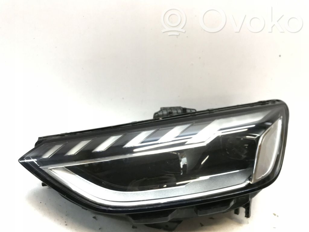Audi A4 S4 B9 8W Scheinwerfer 