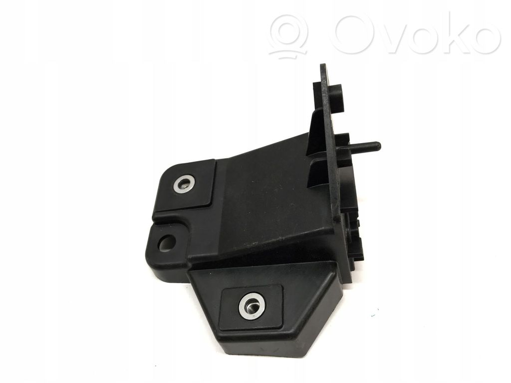 Tesla Model S Headlight/headlamp mounting bracket 