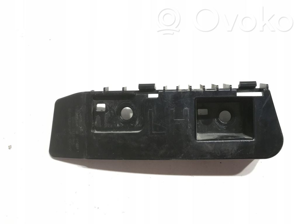 Rear bumper mounting bracket   1083992,108399200C