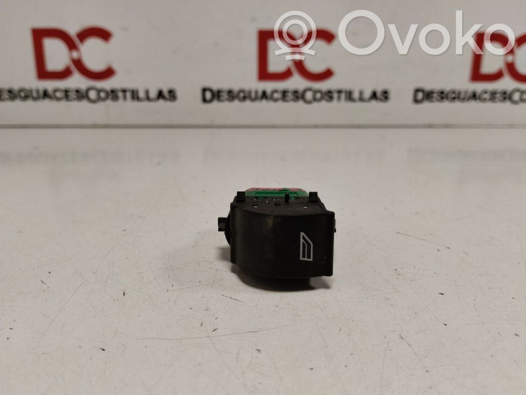 Interruptor del elevalunas eléctrico   AM5T14529BB