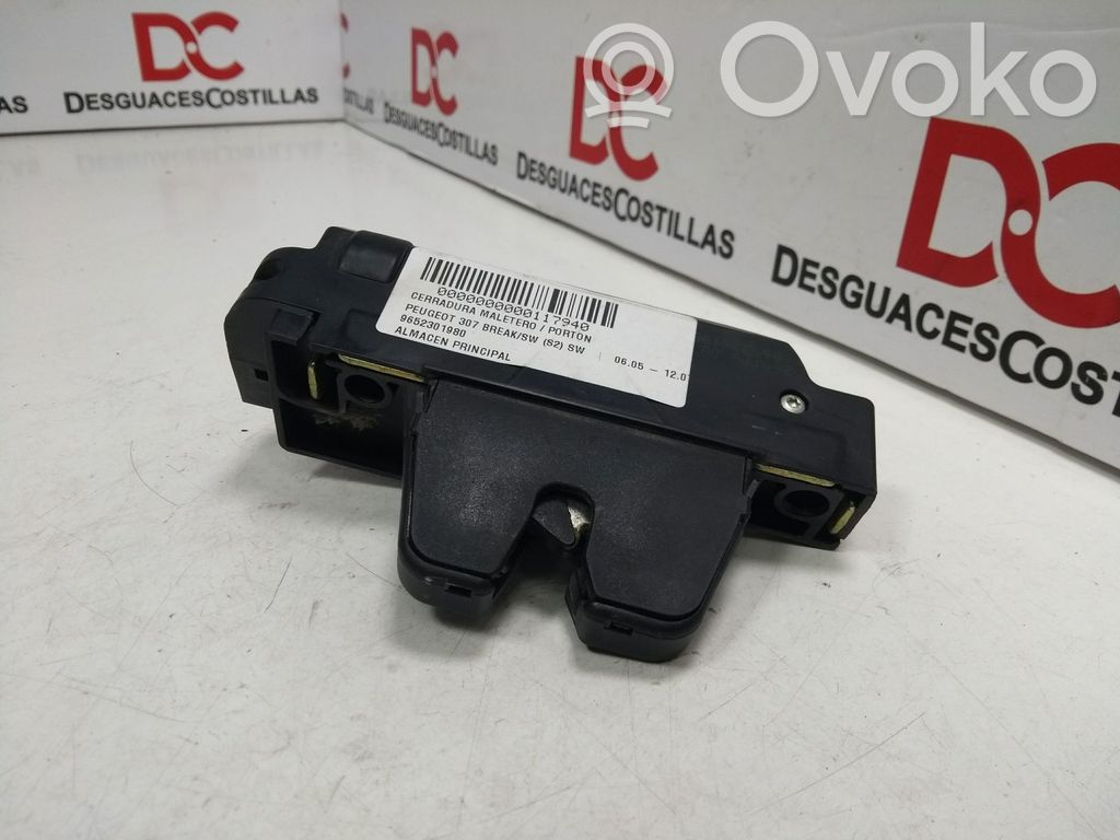 Peugeot 307 Tailgate lock latch 