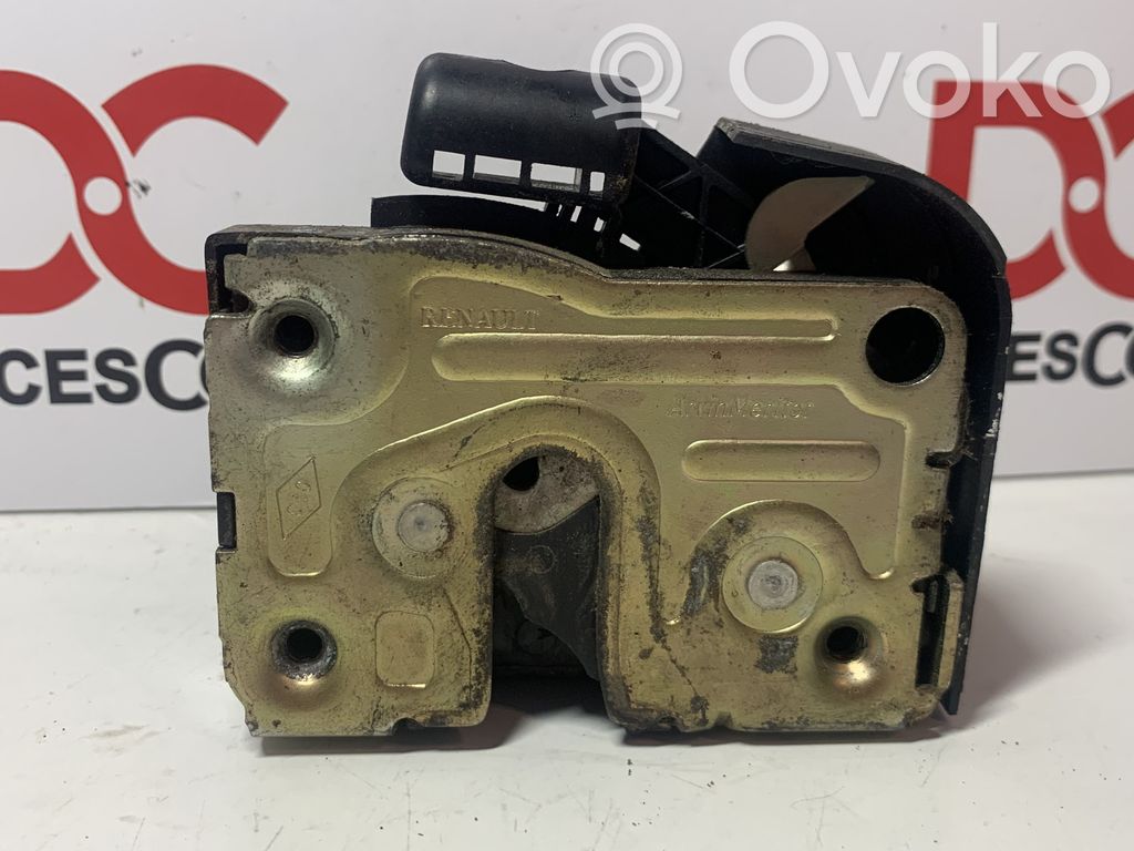 Renault Clio II Front door lock 