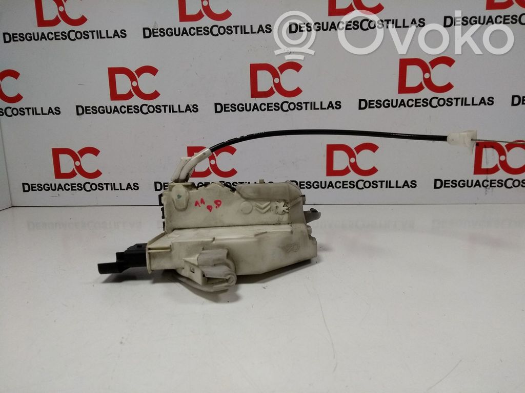 Front door lock   732148