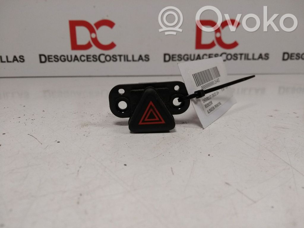 Chevrolet Cruze Hazard light switch 