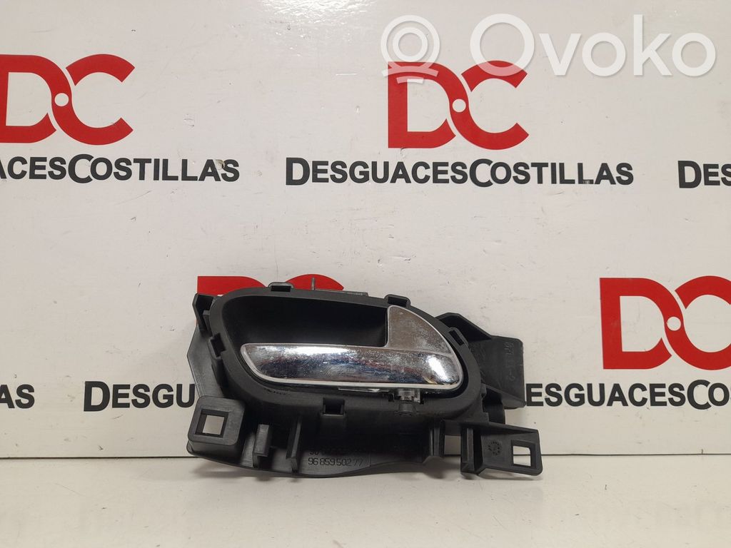 Peugeot 308 Front door interior handle 