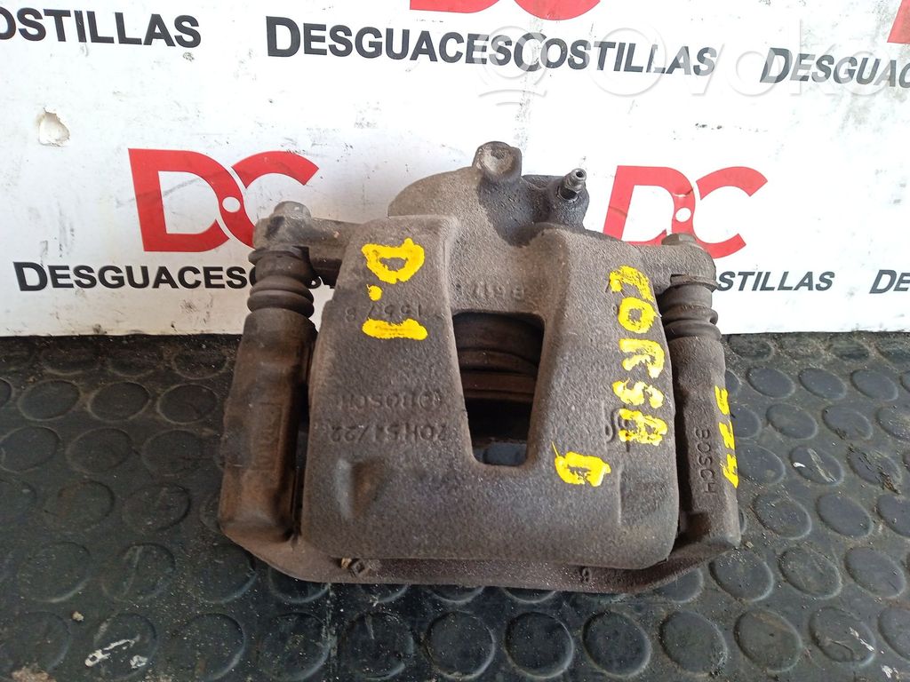 Etujarrusatula   93189801