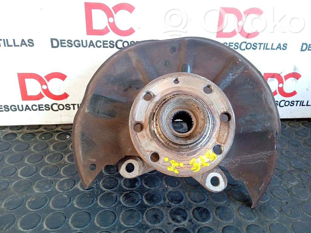 Volvo 460 Achsschenkel vorne 