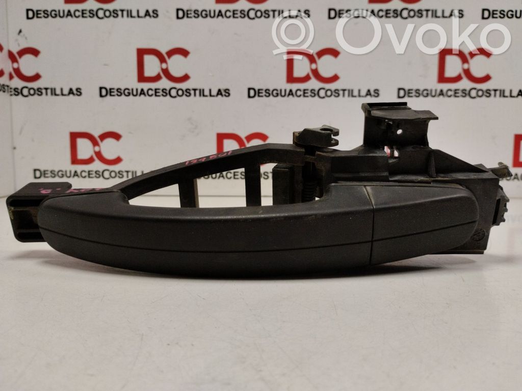 Ford Focus Manecilla externa puerta delantera 