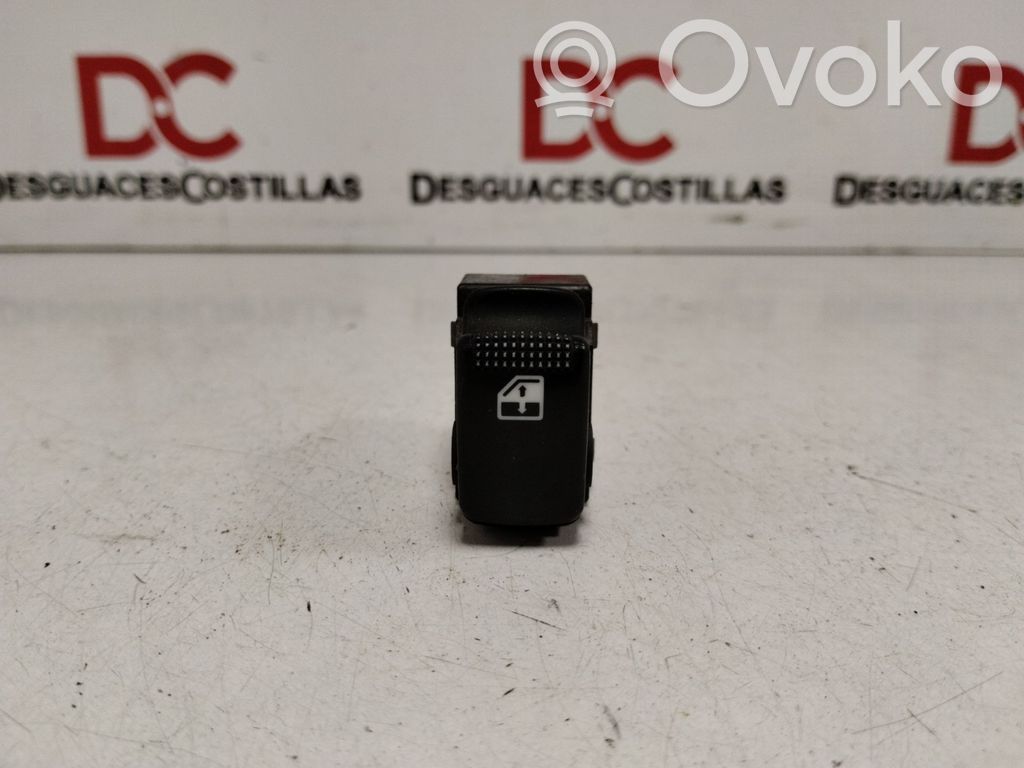 Hyundai Matrix Interruptor del elevalunas eléctrico 