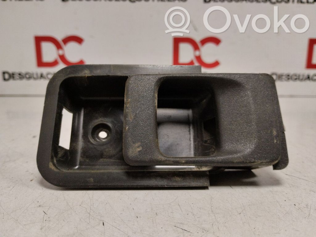 Volvo 460 Klamka wewnętrzna drzwi tylnych 