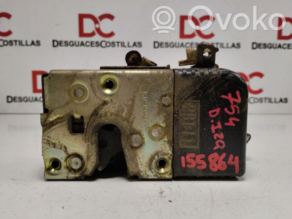 Priekšpusē slēdzene   9135J1