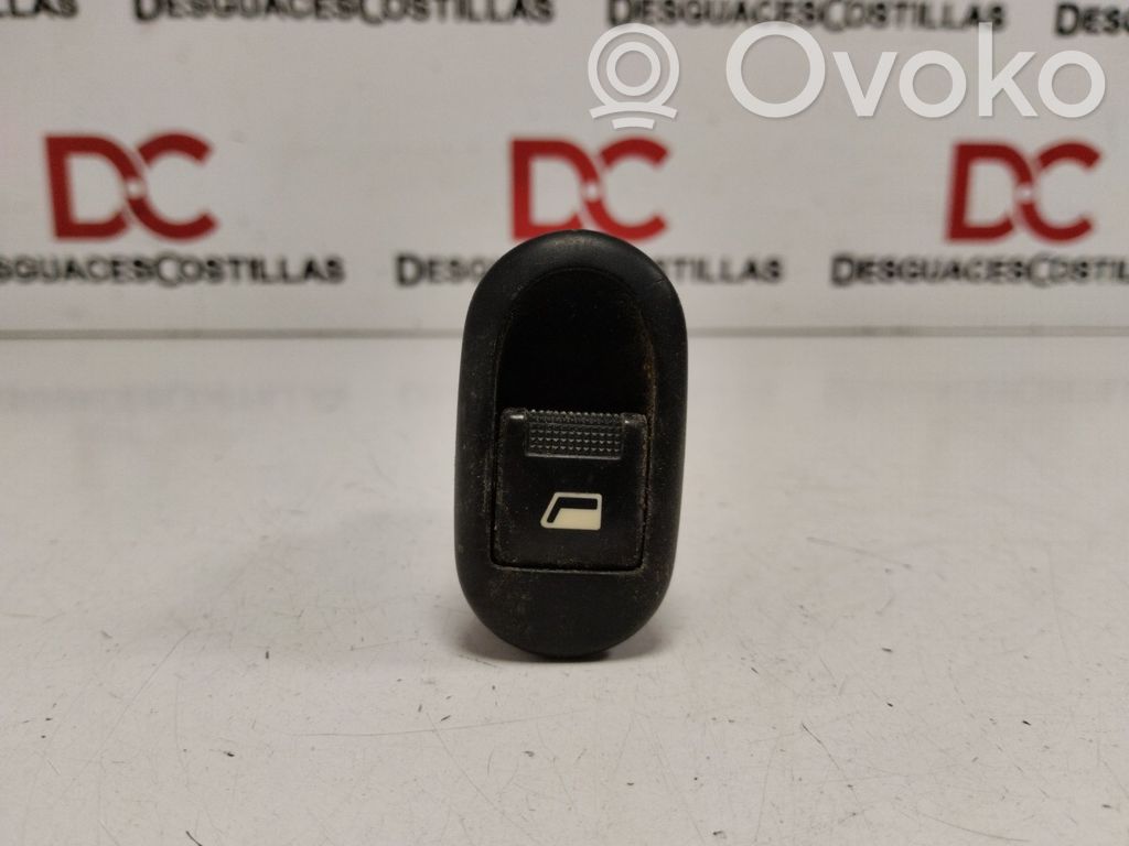 Electric window control switch   6554QX