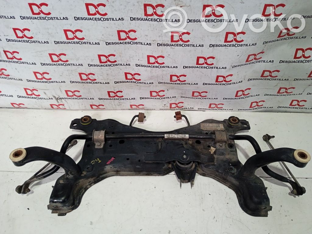 Ford Focus Priekinis traversas 