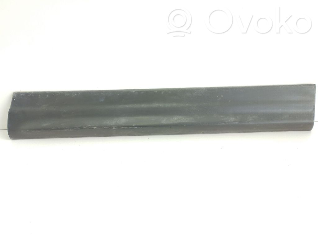 Chrysler Voyager Rivestimento inferiore 